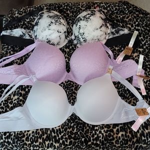 VICTORIA SECRET PINK PUSH UP BRAS